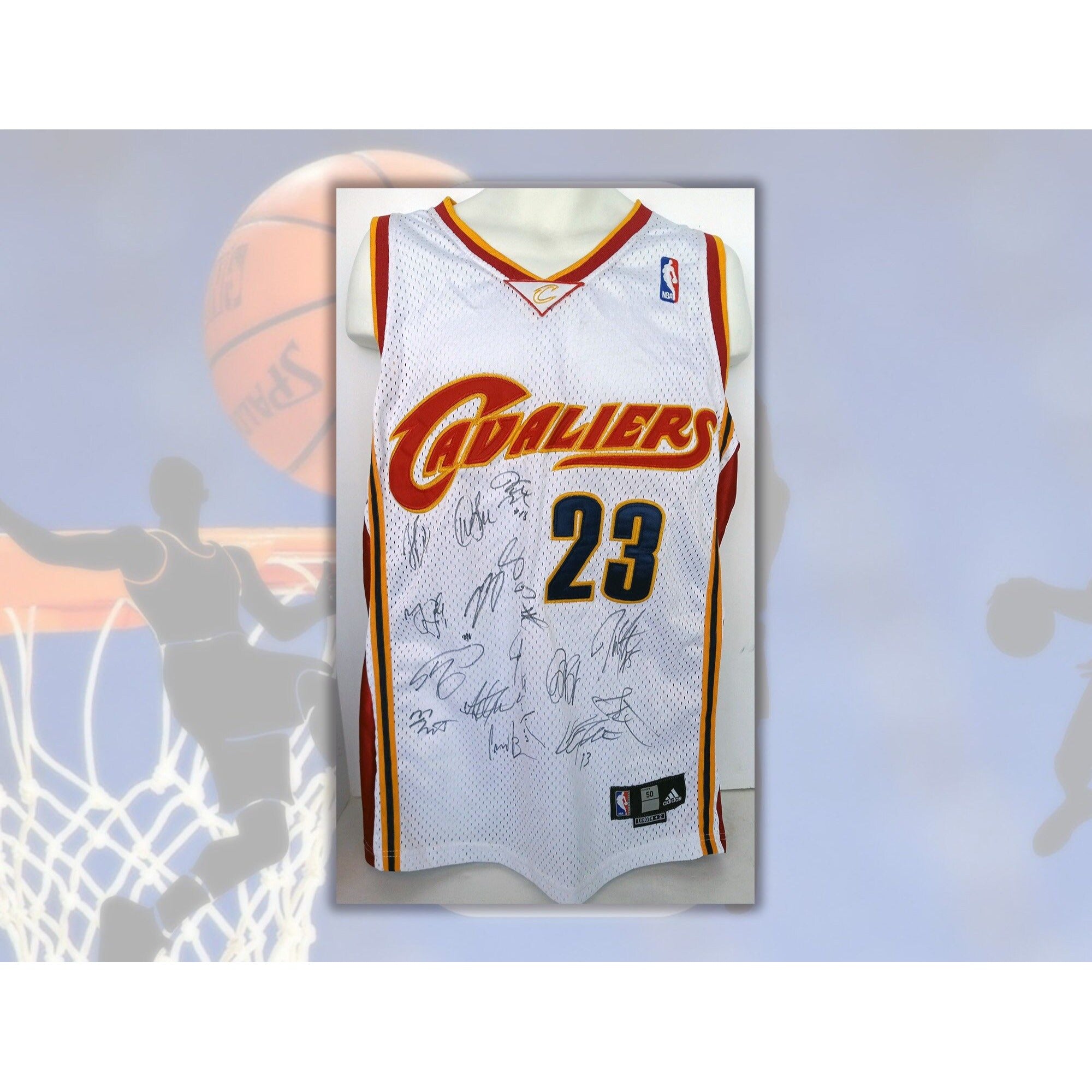 LeBron James, Shaquille O'Neal 2019 Cleveland Cavaliers team signed jersey signed with proof