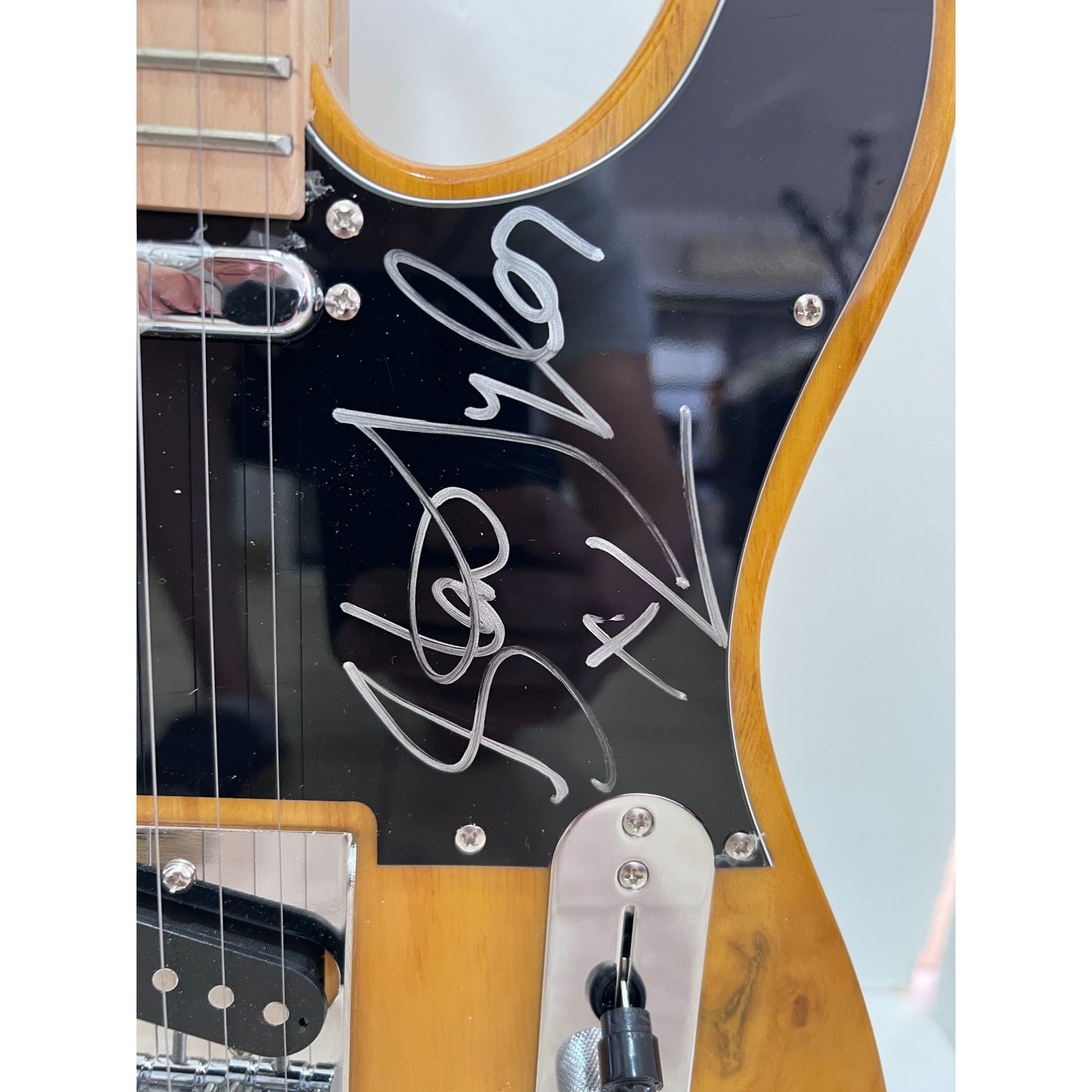 Aerosmith Steven Tyler Joe Perry Joey Kramer Brad Whitford butterscoth telecaster electric guitar signed with proof