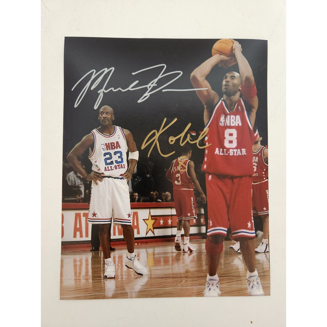 Michael Jordan and Kobe Bryant 8x10 photo signed with proof