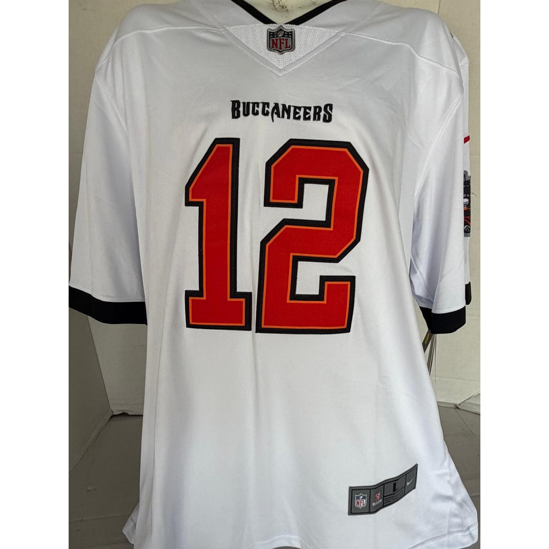 Tom Brady Tampa Bay Buccaneers Nike size L signed with proof.