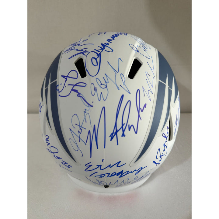 New England Patriots Drake Maye, Mike Vrabel, Robert Kraft 40 plus Riddell 2025 team signed helmet