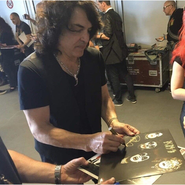 Paul Stanley KISS Silvertone Apocalypse Electric Guitar signed with proof and lyric inscription 