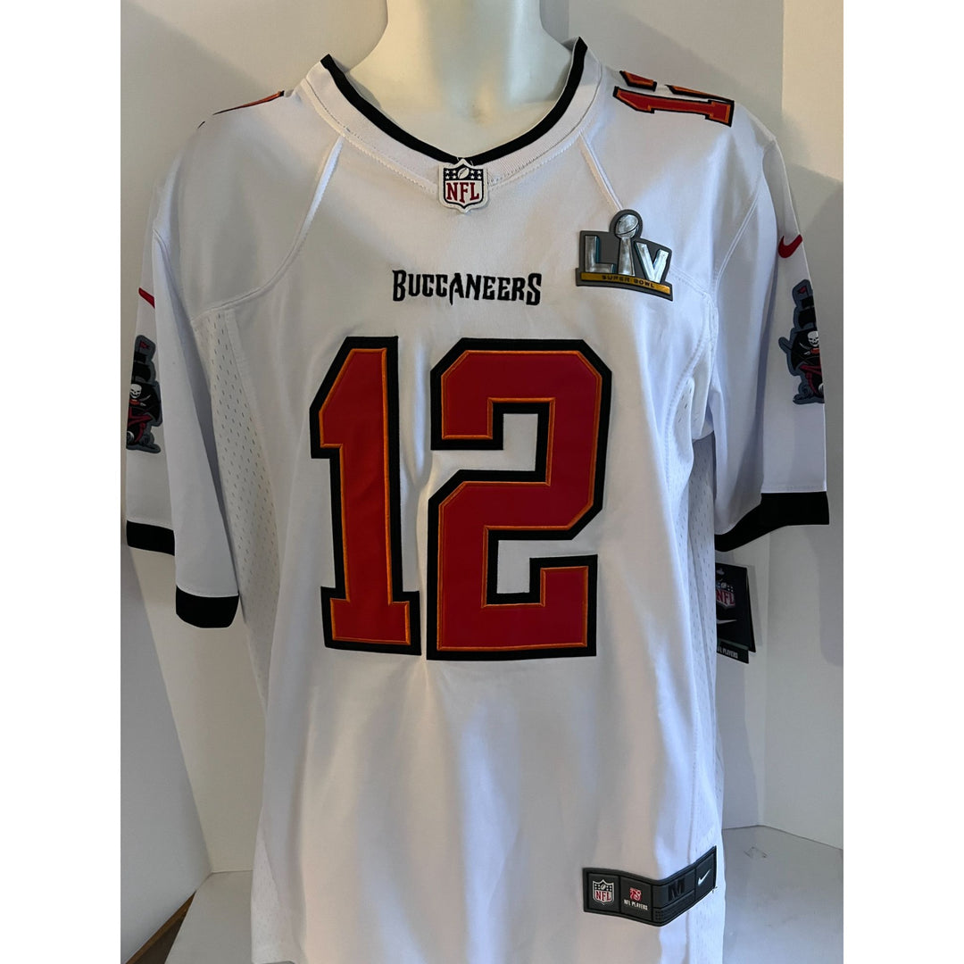 Tom Brady Tampa Bay Buccaneers Nike size medium game model jersey signed with proof