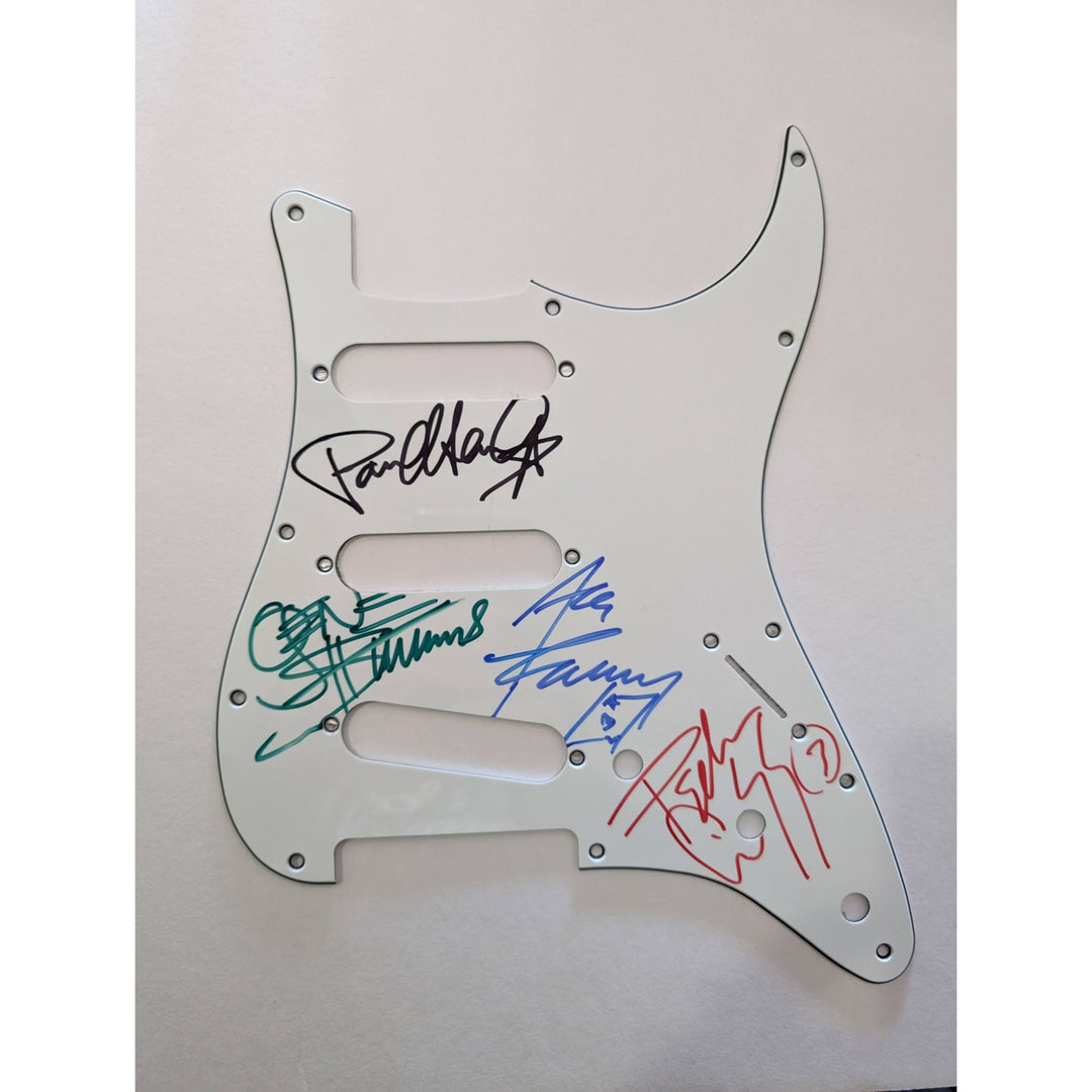 Paul Stanley Gene Simmons Ace Frehley Peter Criss kiss Fender Stratocaster electric guitar pick guard signed with proof