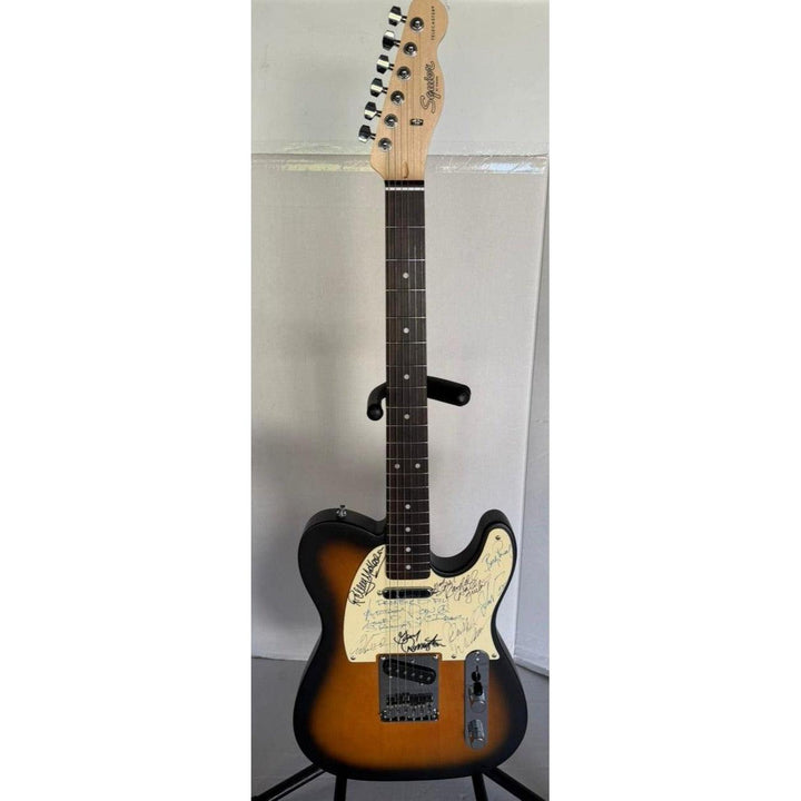Lynyrd Skynyrd Johnny Van Zant, Gary Rossington, Artimus Pyle, Rickey Medlocke, Billy Powell, Leon Wilkenson, telecaster guitar signed