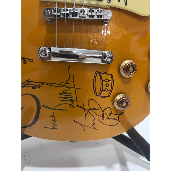 Rolling Stones Mick Jagger Ronnie Woods Charlie Watts Keith Richards Gold Les Paul  Electric full size quitar signed whit proff