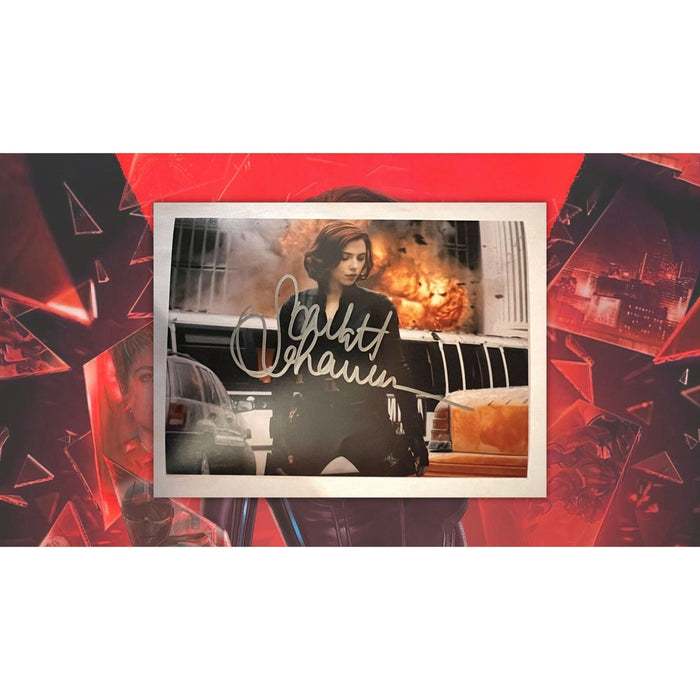 Scarlett Johansson The Avengers Black Widow 5x7 photo signed with proof