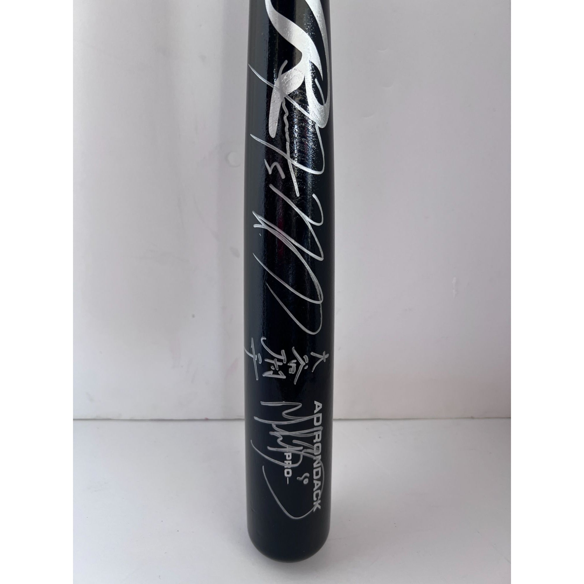 Los Angeles Dodgers Shohei Ohtani Mookie Betts Freddie Freeman Rawlings MLB game model bat signed with proof