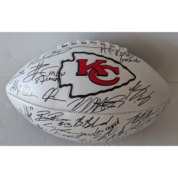 Kansas City Chiefs 2019 20 Super Bowl champions football team signed 40 plus Patrick Mahomes Travis Kelce Andy Reid