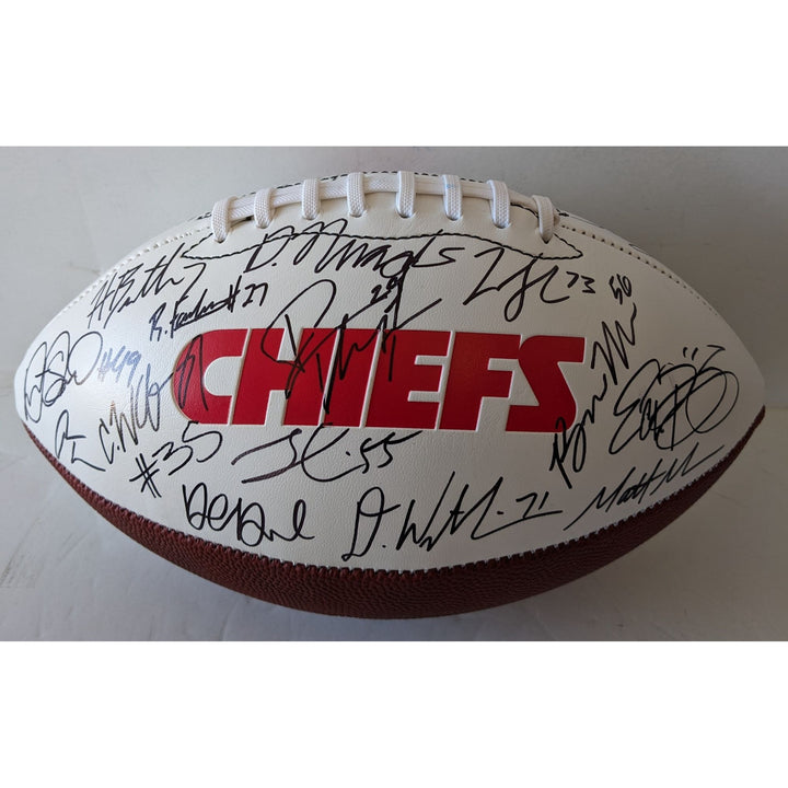 Kansas City Chiefs 2019 20 Super Bowl champions football team signed 40 plus Patrick Mahomes Travis Kelce Andy Reid