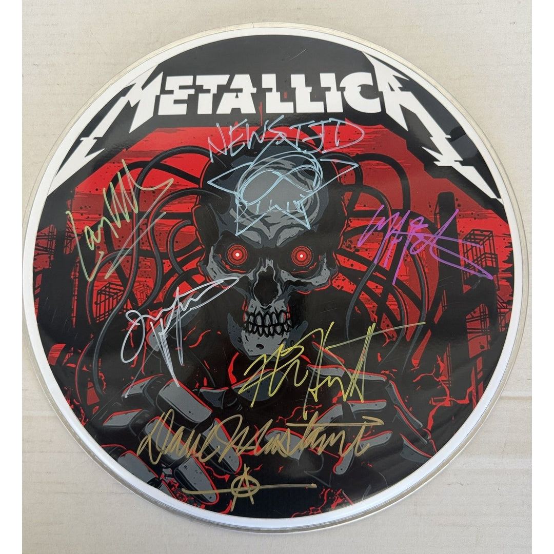 Metallica James Hetfield Lars Ulrich Robert Trujillo Dave Mustaine Jason Newsted drumhead signed with proof.