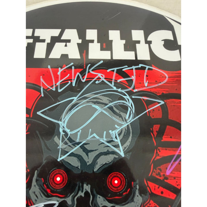 Metallica James Hetfield Lars Ulrich Robert Trujillo Dave Mustaine Jason Newsted drumhead signed with proof.