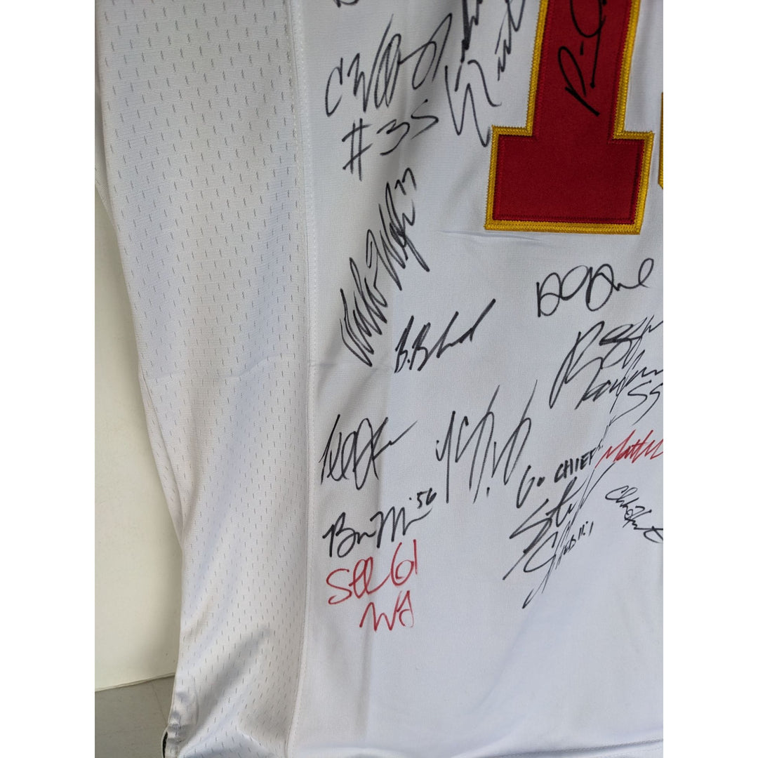 Kansas City Chiefs Patrick Mahomes Andy Reid, Travis Kelce, Tyreek Hill 2019-20 team game model jersey signed with proof.