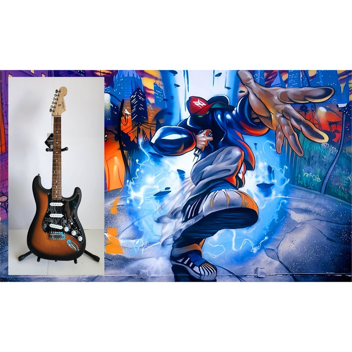 Limp Bizkit Fred Durst Sam Rivers Wes Borald, DJ Lethal, John Otto Fender Stratocaster Squier electric guitar signed with proof