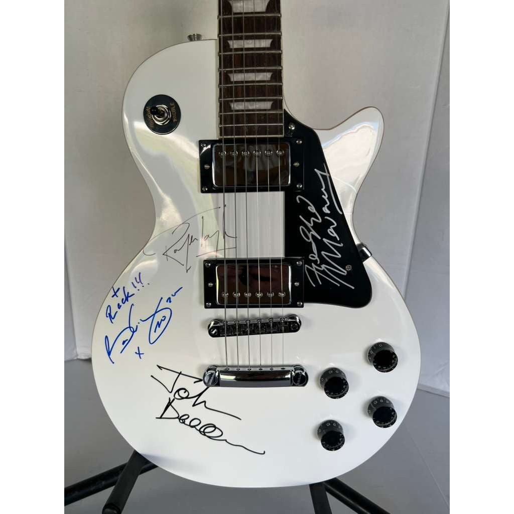 Queen Freddie Mercury, Brian May, Roger Taylor, John Deacon white les paul electric guitar signed with proof