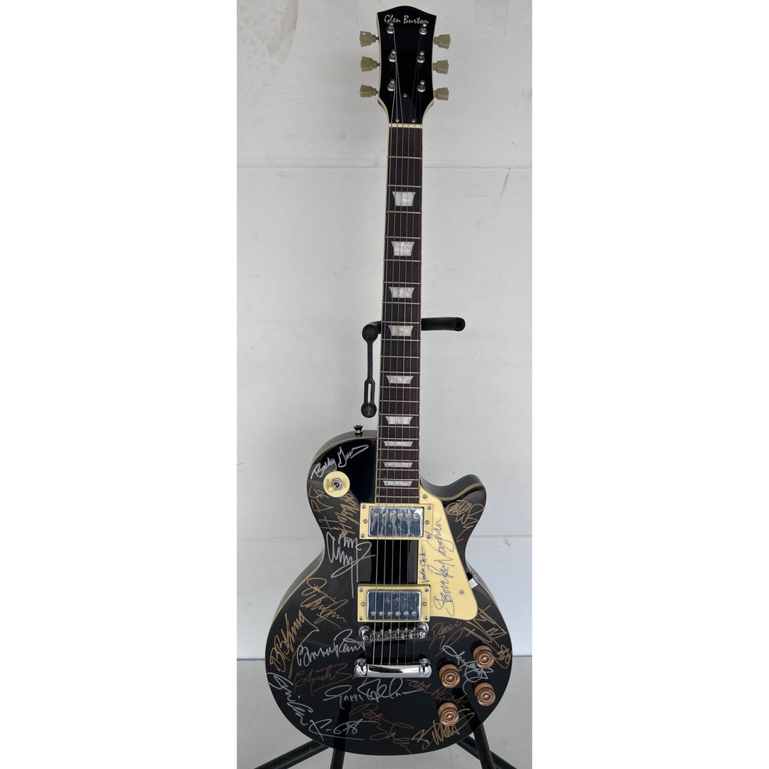 Blues legends (22 ) Stevie Ray Vaughan, John Mayer, Keith Richards, Eric Clapton, BB King vintage les paul full size electric guitar signed.