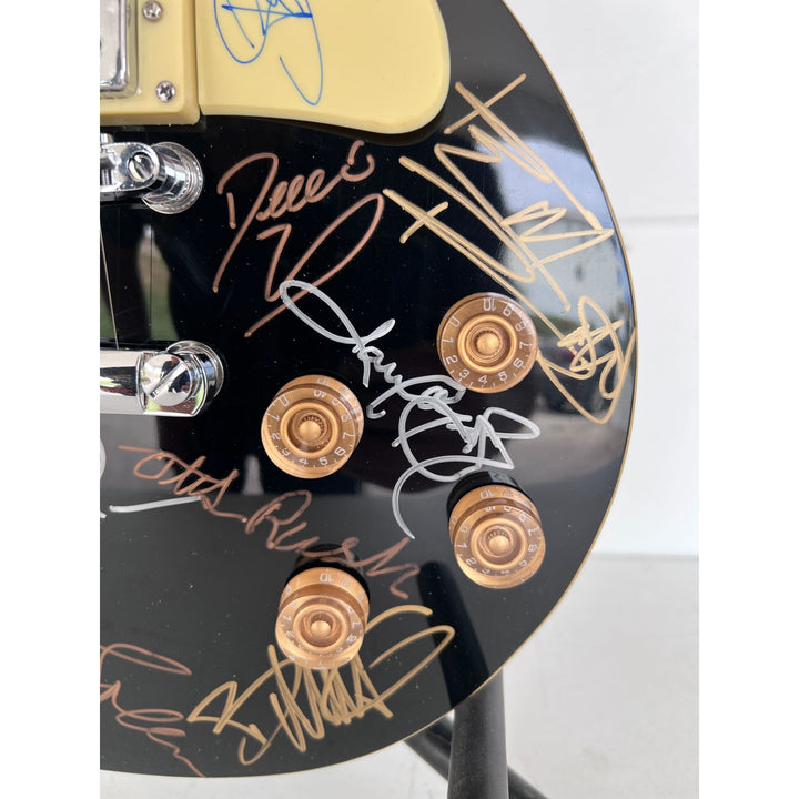 Blues legends (22 ) Stevie Ray Vaughan, John Mayer, Keith Richards, Eric Clapton, BB King vintage les paul full size electric guitar signed.