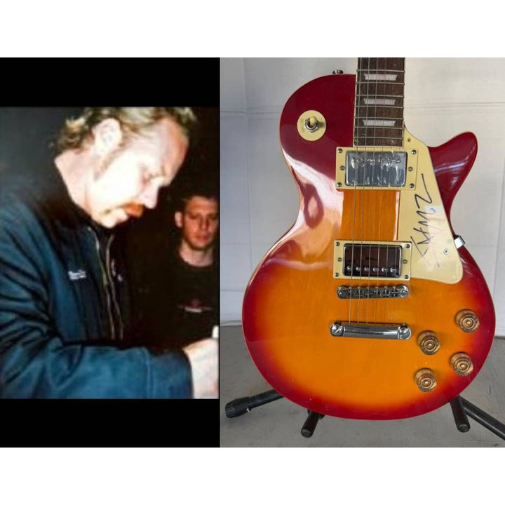 Metallica James Hetfield Les Paul vintage electric guitar signed with full provenance, photo proof and AI certification .