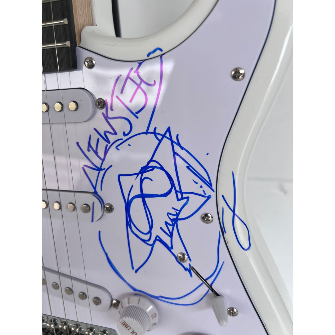 James Hetfield Lars Ulrich Robert Trujillo Jason Newsted kirk hammett Metallica electric guitar signed with proof..