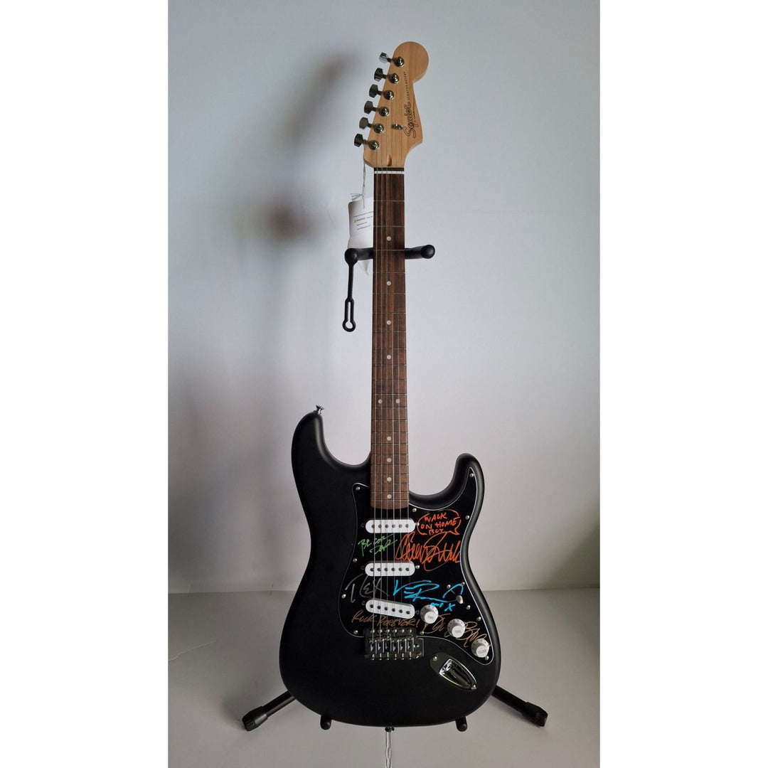 Pantera Dimebag Darrel Abbott, Vinnie Paul, Phil Anselmo, Rex Brown & Charlie Benante, Fender Stratocaster electric guitar signed with proof