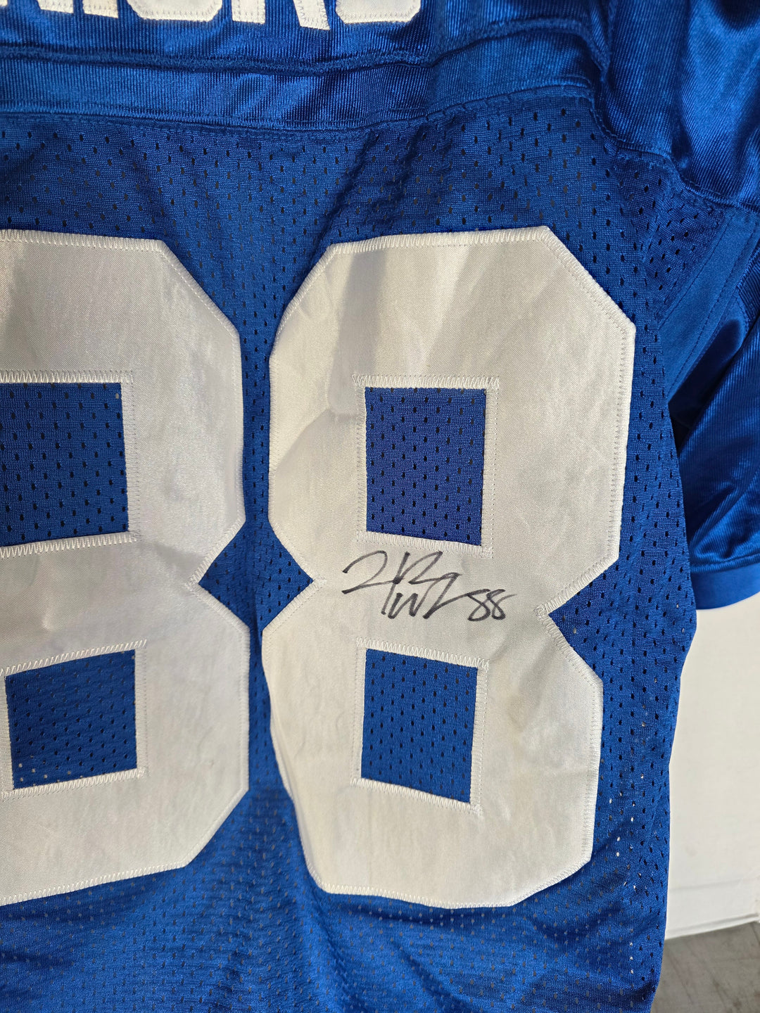 Hakeem Nicks autograph close-up set 2