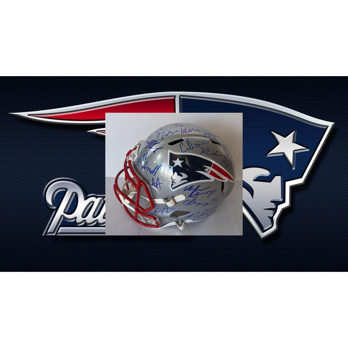 New England Patriots 2025 Riddell Speed Replica full size helmet team signed (40 plus sigs) with proof 