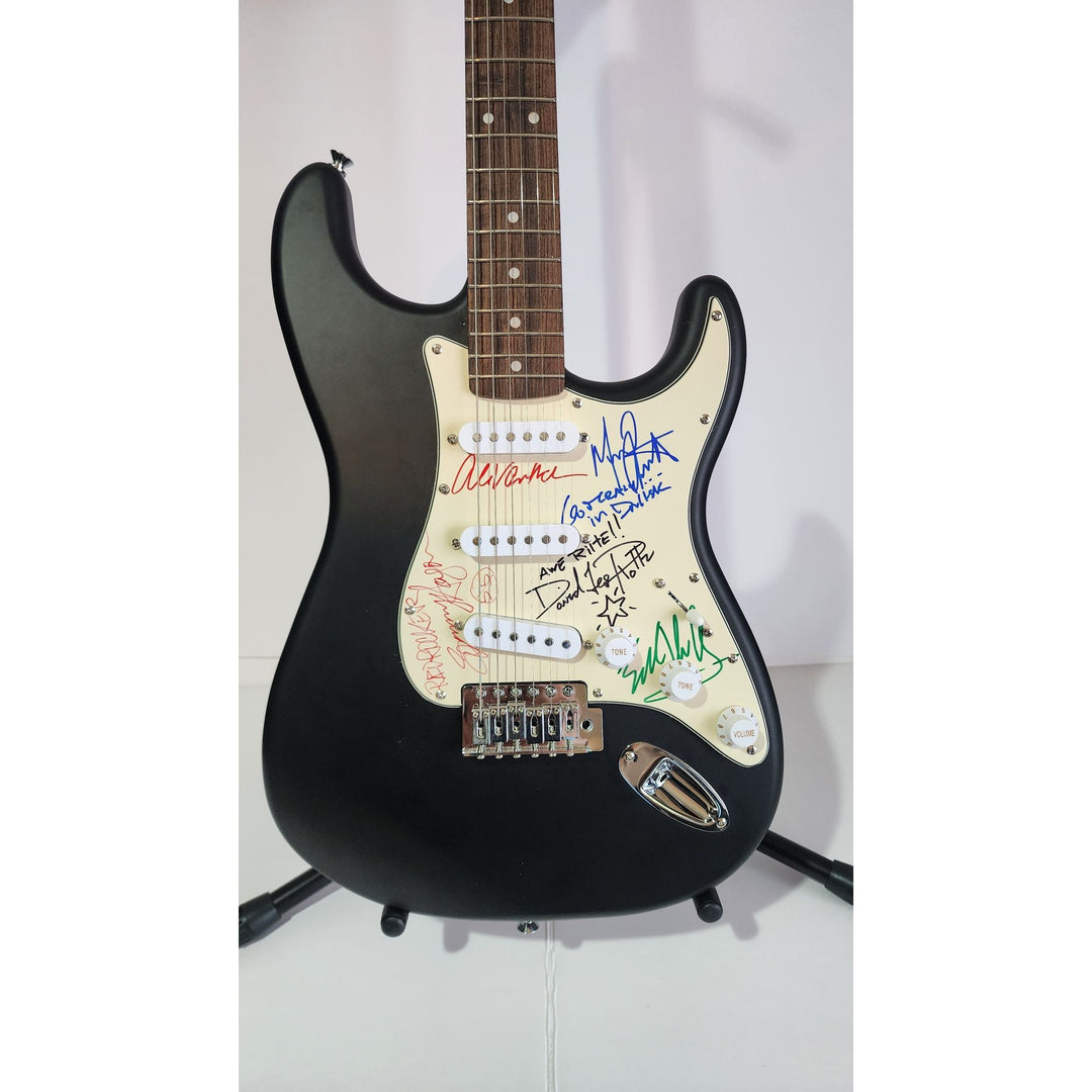 Van Halen Eddie & Ale, Michael Anthony, David Lee Roth, Sammy Hagar, Fender Stratocaster electric guitar signed with proof