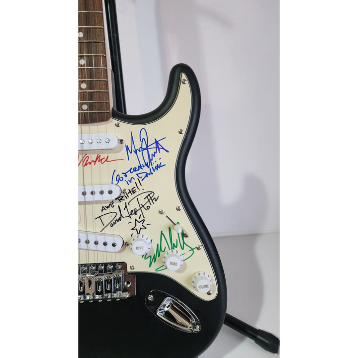 Van Halen Eddie & Ale, Michael Anthony, David Lee Roth, Sammy Hagar, Fender Stratocaster electric guitar signed with proof