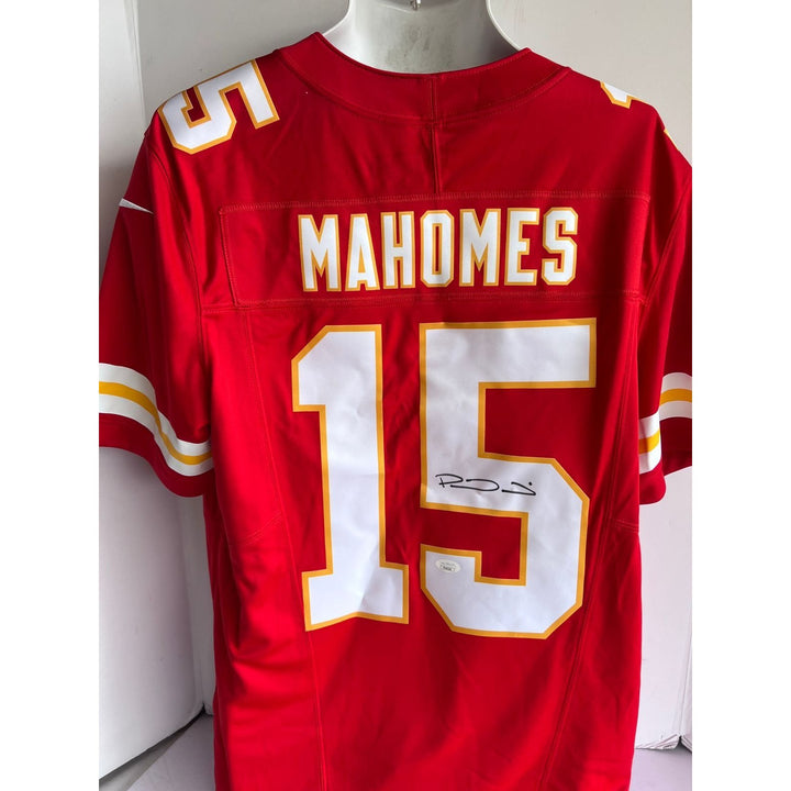 Patrick Mahomes Kansas City Chiefs size large game model Jersey James Spence Authentication signed with proof