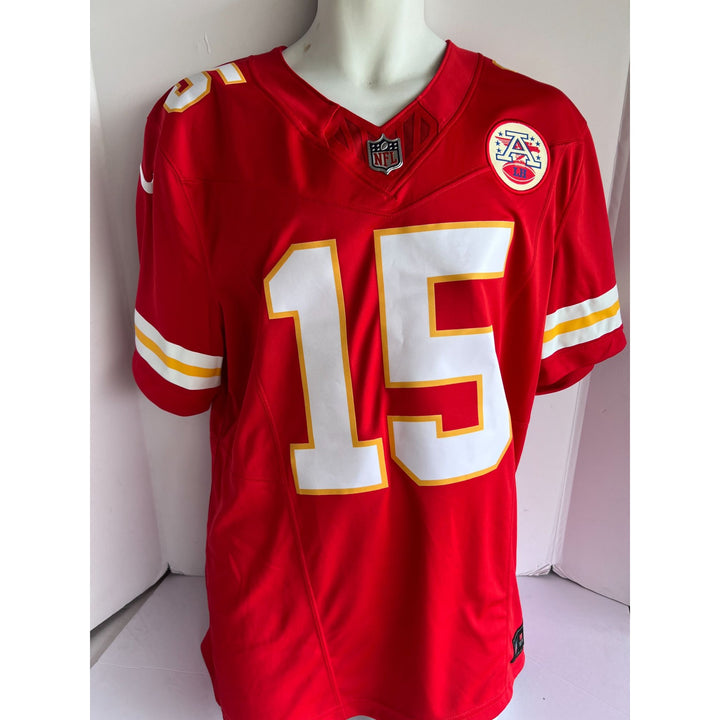 Patrick Mahomes Kansas City Chiefs size large game model Jersey James Spence Authentication signed with proof