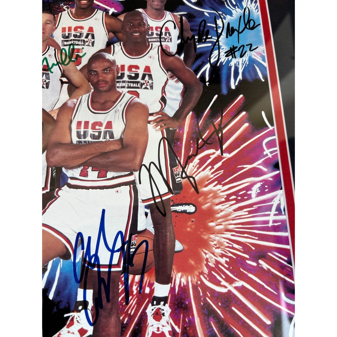 USA basketball team "The Dream team"13 signed in all Michael Jordan , Larry Bird, Magic Johnson 1992 vintage poster signed with proof