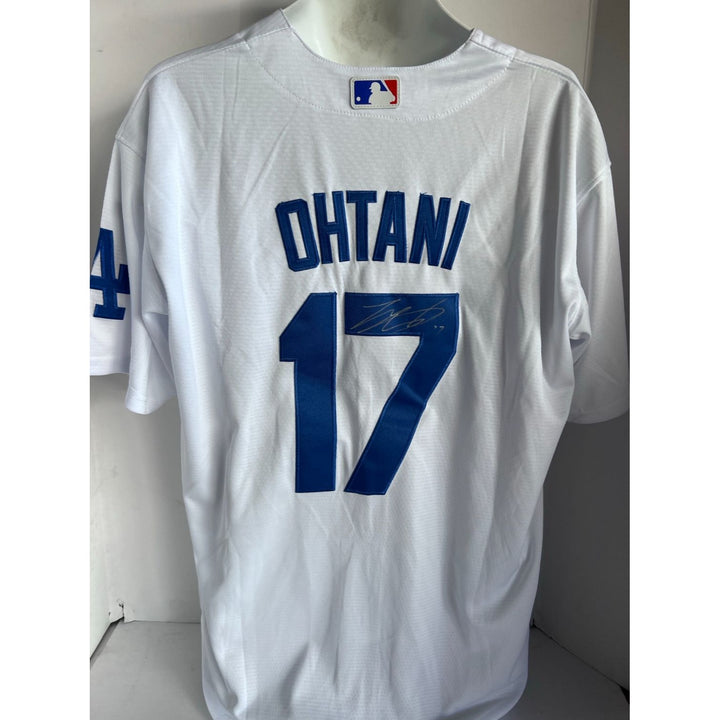 shohei ohtani Los Angeles Dodgers nike jersey signed with proof.