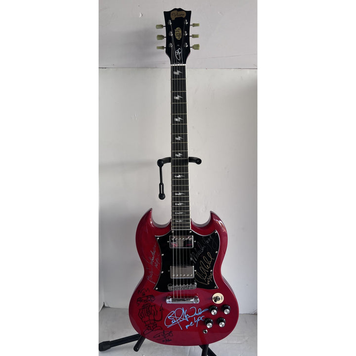 ACDC Angus & Malcolm Young Brian Johnson Cliff Williams Phil Rudd SG Red Electric Guitar 22 frets signed with proof