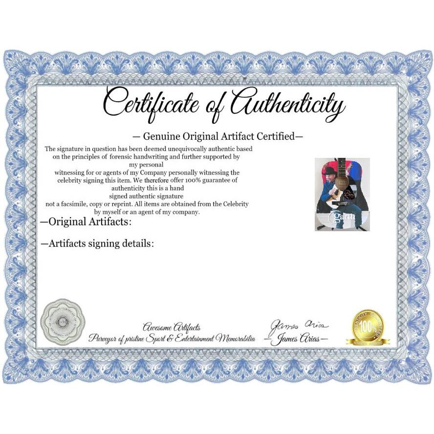 Garth Brooks full size acoustic guitar (one of a kind ) signed with proof.