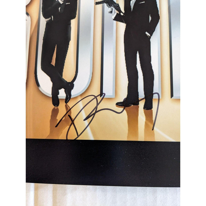 James Bond 007, Sean Connery, Roger Moore, Daniel Craig, Pierce Brosnan, Timothy Dalton, George Lazenby 11x14 photo signed with proof