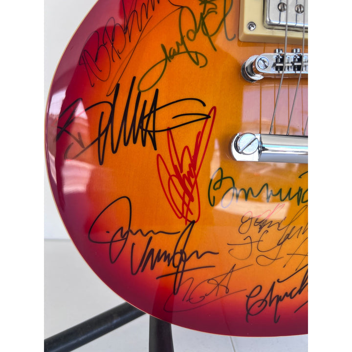Blues legends (22 ) Stevie Ray Vaughan, John Mayer, Keith Richards, Eric Clapton, BB King vintage les paul full size electric guitar signed.