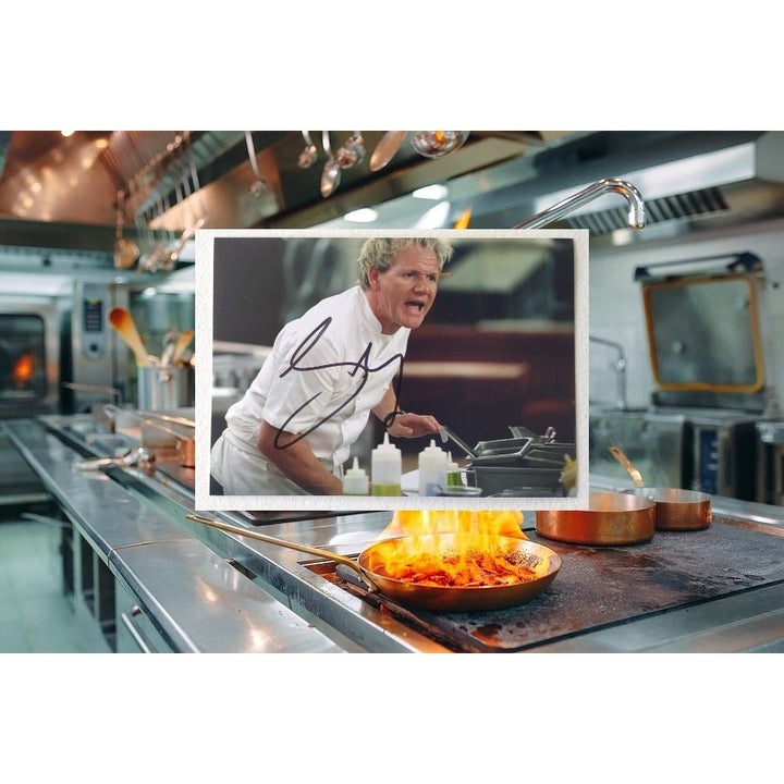 Gordon Ramsay one of the Worlds greatest Chefs 5x7 photograph signed with proof - Awesome Artifacts