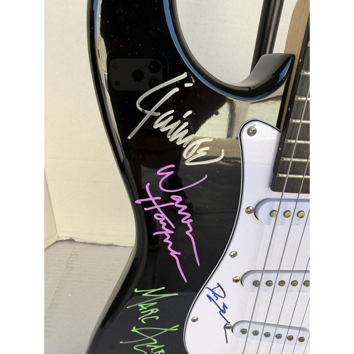 The Allman Brothers Duane Allman Greg Allman Butch Trucks Dickey Betts Warren Haynes Johanny Johanson stratocaster electric guitar signed.