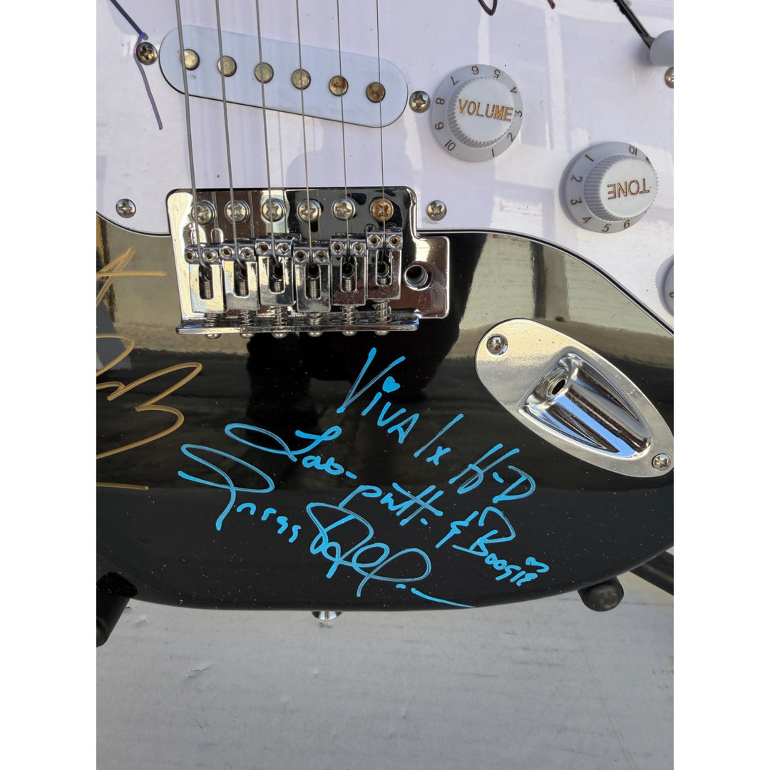 The Allman Brothers Duane Allman Greg Allman Butch Trucks Dickey Betts Warren Haynes Johanny Johanson stratocaster electric guitar signed.