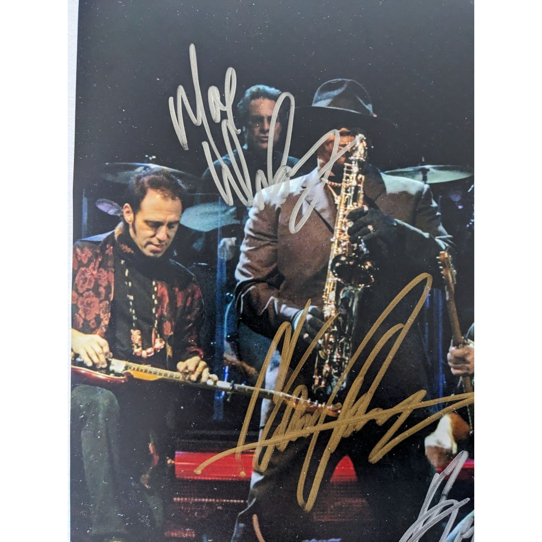 Bruce Springsteen,n Clarence Clemens, Patti Scialfa Gary Tallent, Max Weinberg, Stevie Van Zant, Nils Lofgren