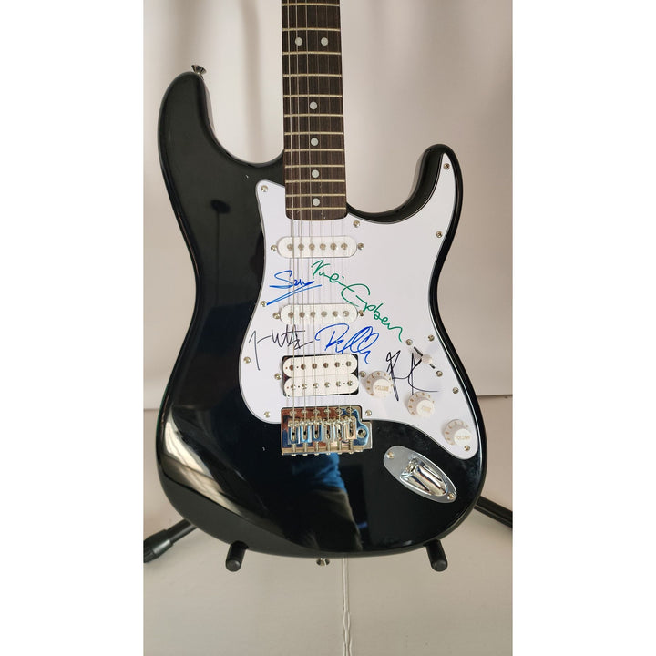 Phil Collen, Vivian Campbell, Joe Elliott, Rick Savage, Rick Allen, Def Leppard Fender Stratocaster electric guitar signed with proof