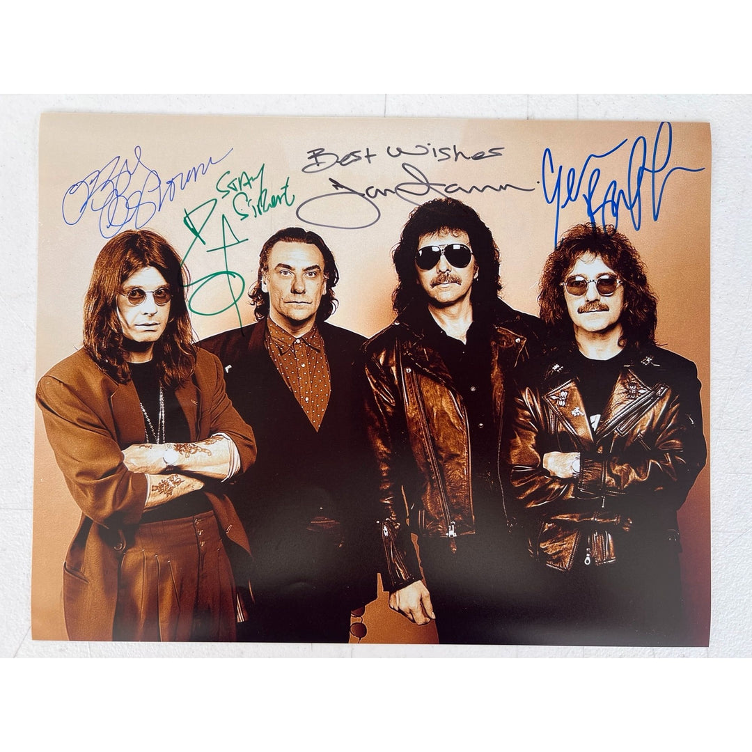 Ozzy Osbourne, Tony Iommi, Geezer Butler, Bill Ward Black Sabath vintage 11x14 photo signed with proof.