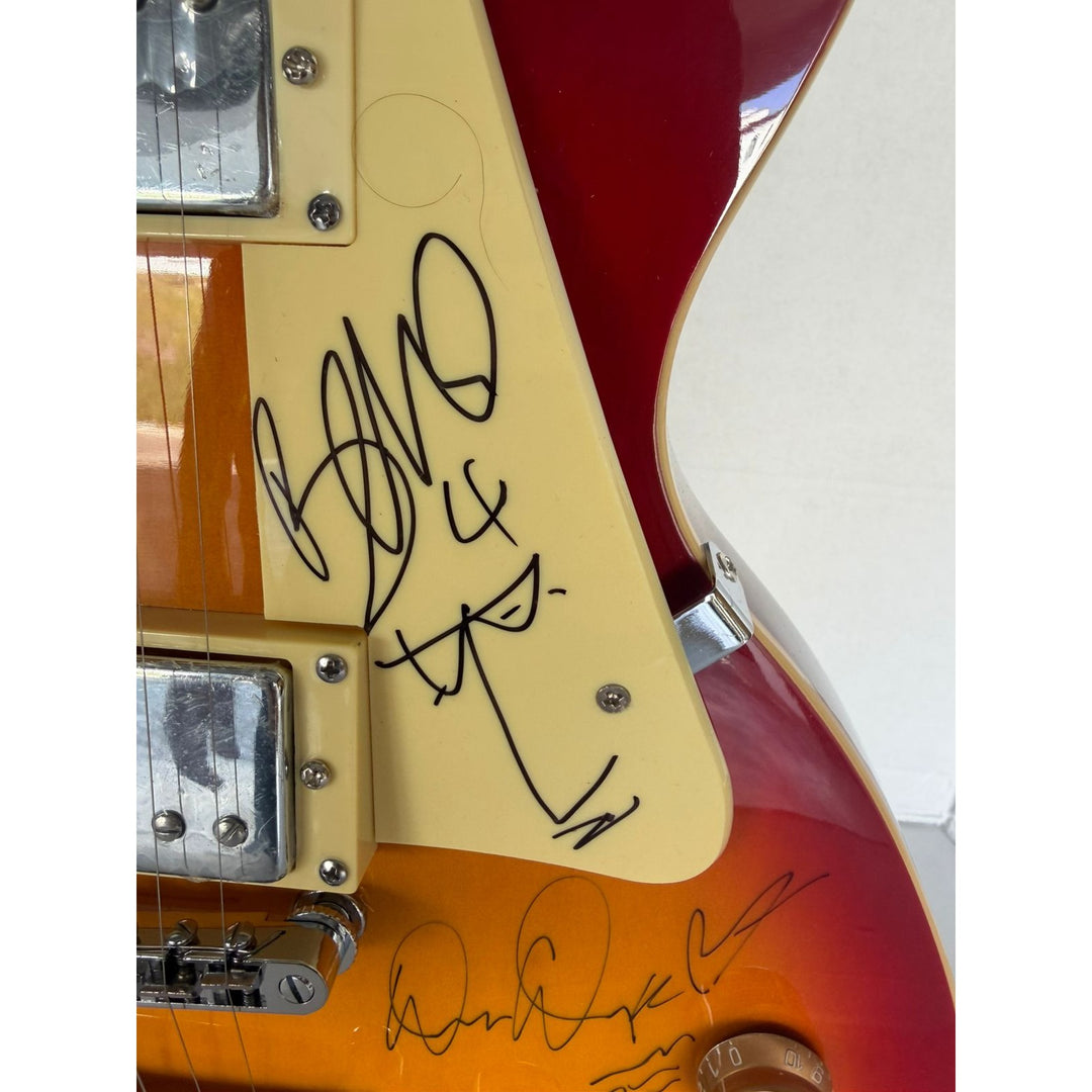 U2 Bono The Edge, Adam Clayton, Larrey Mullen, 10,000 Maniacs Natalie Merchant & REM Mike Mills, Michael Stipe, Bill Berry and Peter Buck 