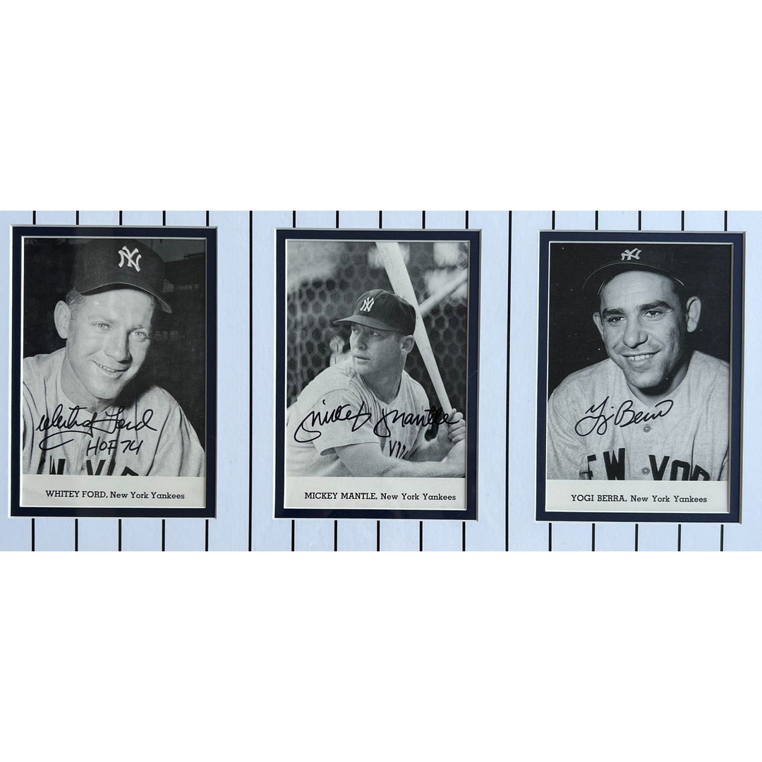 New York Yankees 1961 World Series Champions 12 signed including Roger Maris, Whitey Ford, Elston Howard, Yogi Berra & Mickey Mantle