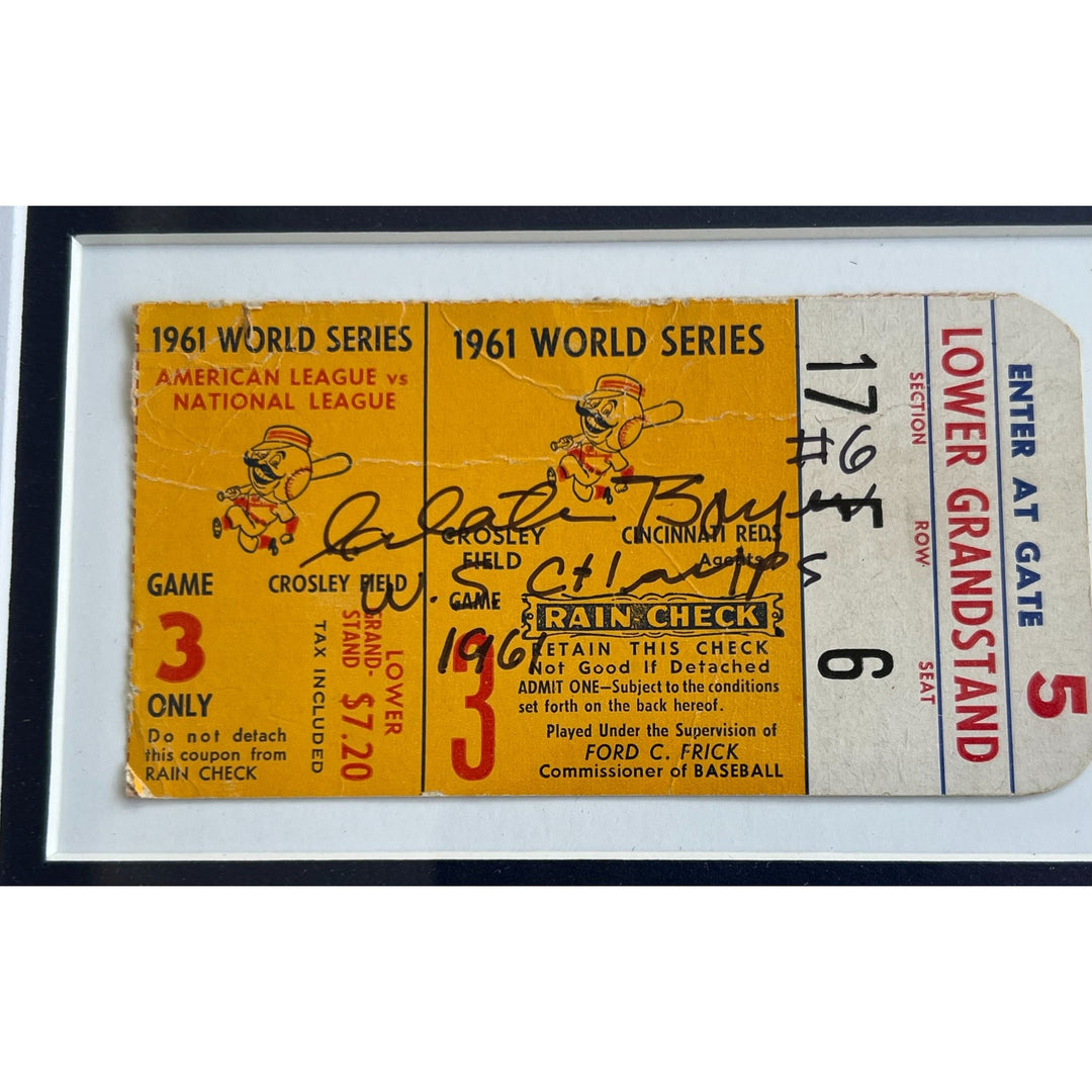 New York Yankees 1961 World Series Champions 12 signed including Roger Maris, Whitey Ford, Elston Howard, Yogi Berra & Mickey Mantle