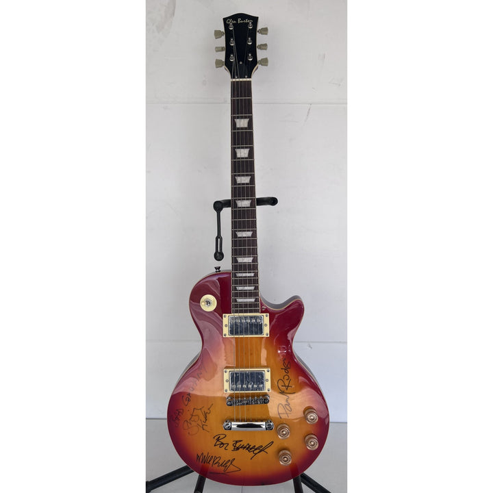 Bad Company vintage les paul full size electric guitar Boz Burrell, Simon Kirke, Mick Ralphs and Paul Rodgers signed with proof.