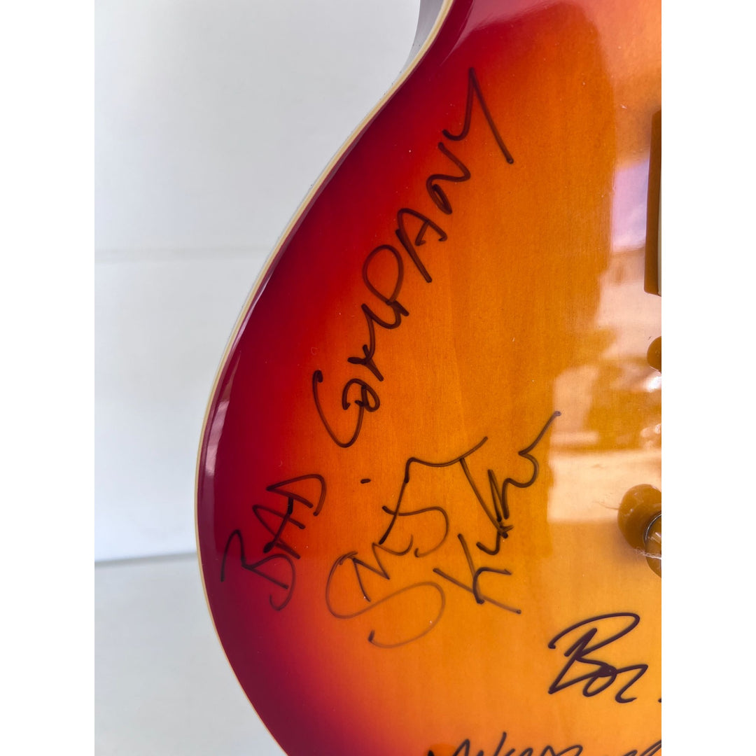 Bad Company vintage les paul full size electric guitar Boz Burrell, Simon Kirke, Mick Ralphs and Paul Rodgers signed with proof.