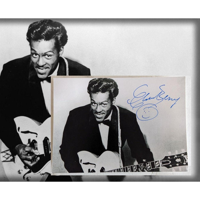 Chuck Berry 5x7 photo signed with proof