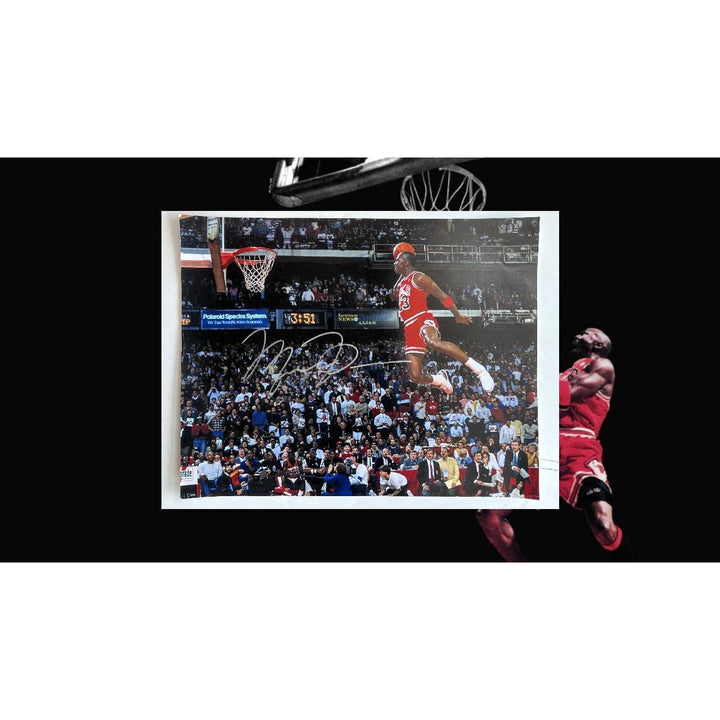 Michael Jordan most iconic slam dunk photo 16x20 sign with proof