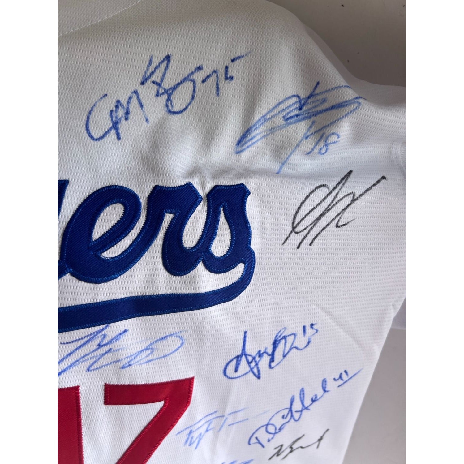 Shohei Ohtani Los Angeles Dodgers 2024 team signed jersey with proof